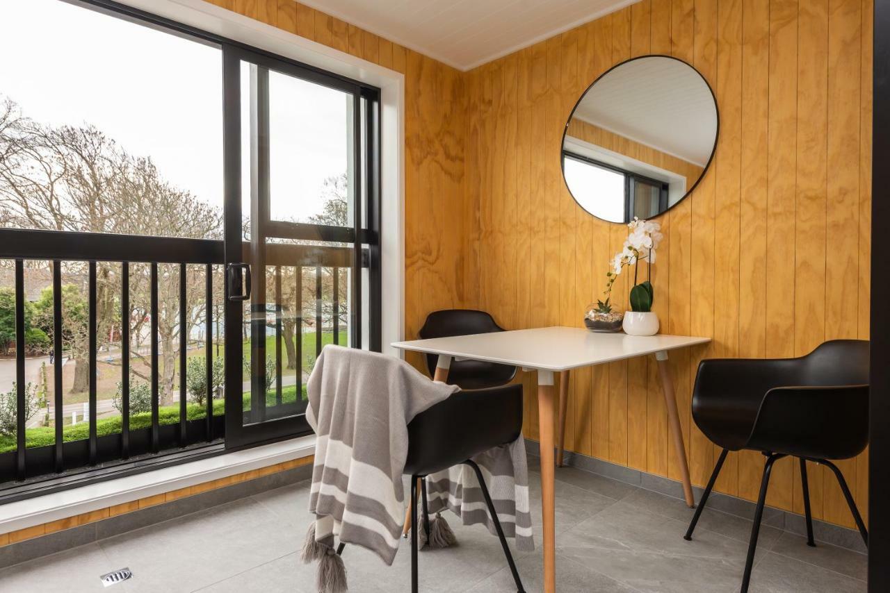 Appartamento Penthouse With Park View Christchurch Esterno foto