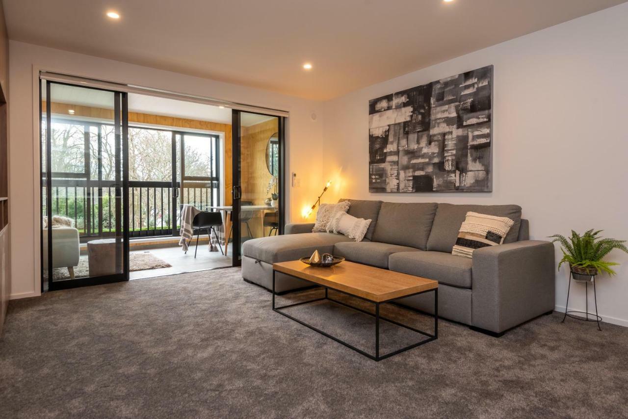 Appartamento Penthouse With Park View Christchurch Esterno foto