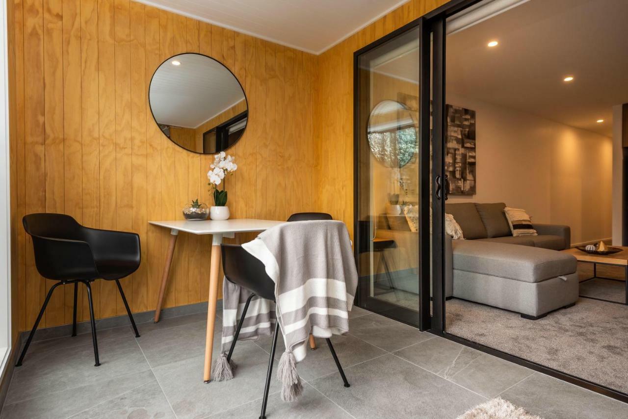 Appartamento Penthouse With Park View Christchurch Esterno foto